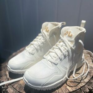 APL Techloom Defender w US 7.5